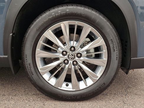 Used 2024 Toyota Grand Highlander Platinum image 8