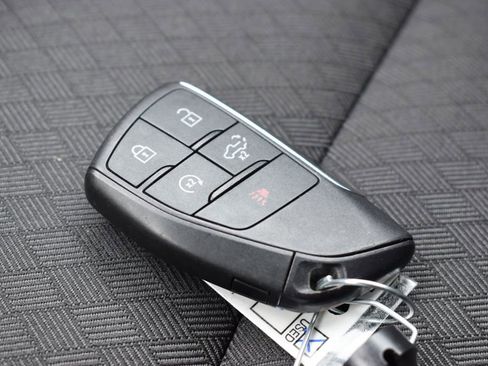 Used 2024 GMC Sierra 1500 Elevation image 14