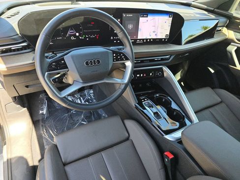 Certified 2025 Audi Q5 Premium Plus w/ Premium Plus AWD/4WD image 16