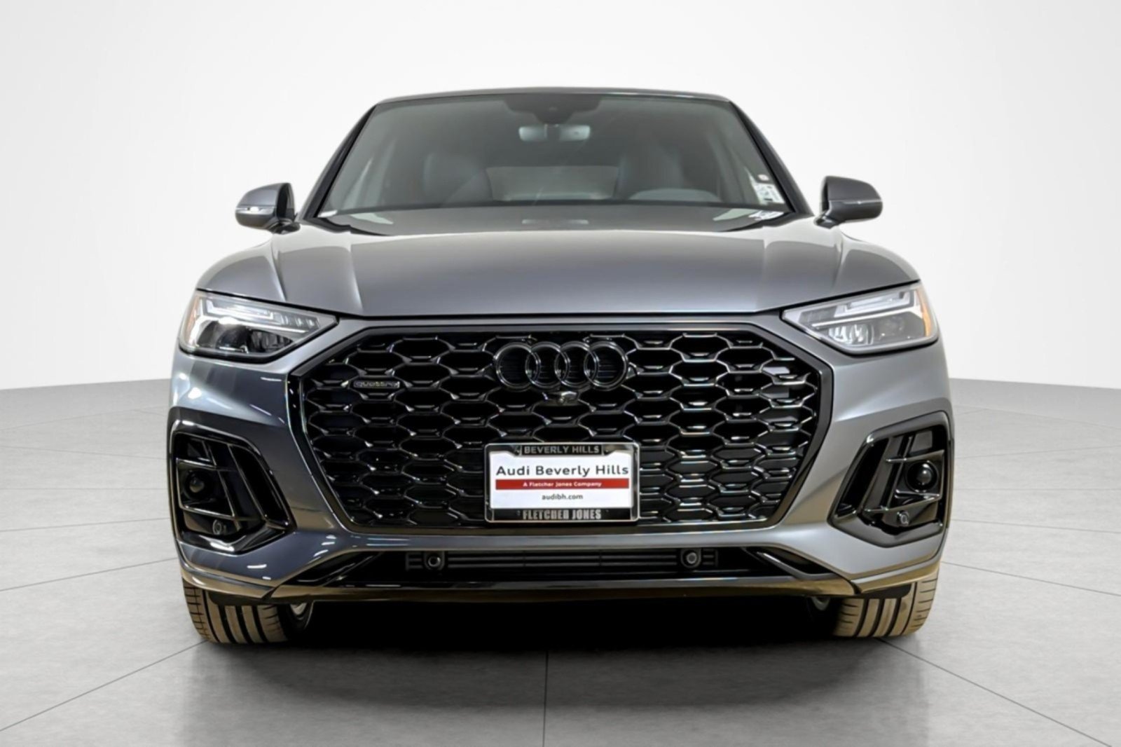 Used 2024 Audi Q5 2.0T Premium Plus w/ Premium Plus Package AWD/4WD image 8