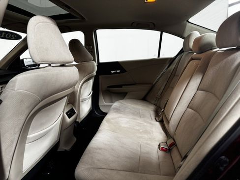 Used 2014 Honda Accord EX image 19