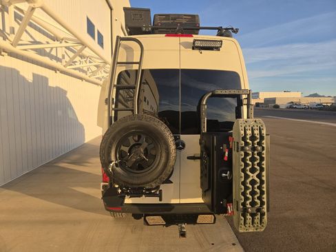 Used 2020 Mercedes-Benz Sprinter 2500 image 21