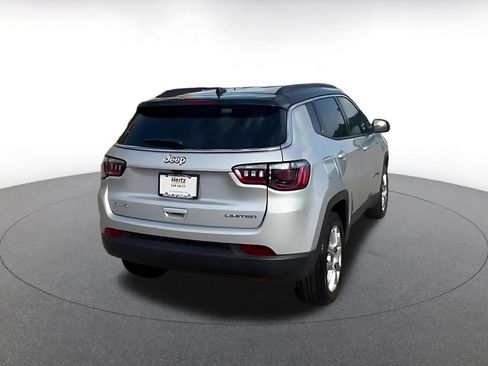Used 2025 Jeep Compass Limited AWD/4WD image 15