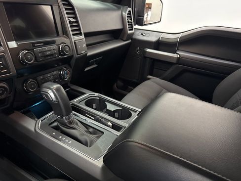 Used 2019 Ford F150 XLT w/ Equipment Group 302A Luxury image 40