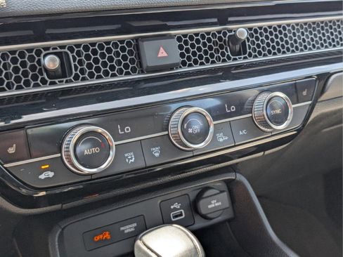 Used 2023 Honda Civic EX image 17