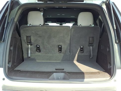Used 2022 Chevrolet Tahoe LS w/ Driver Alert Package AWD/4WD image 12