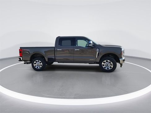 New 2026 Ford F250 Lariat w/ Lariat Ultimate Package image 9