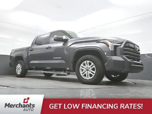 Used 2022 Toyota Tundra SR5 AWD/4WD image 34