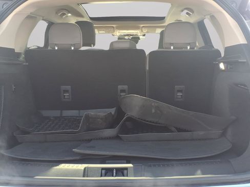 Used 2024 Lincoln Corsair AWD w/ Equipment Group 101A image 7