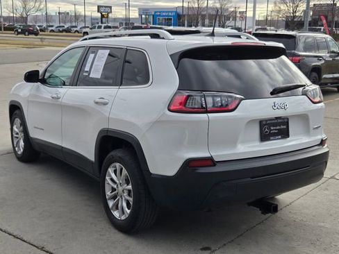 Used 2019 Jeep Cherokee Latitude w/ Popular Appearance Group FWD image 9