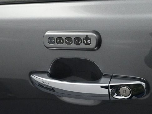 Used 2023 Ford Ranger XLT w/ Equipment Group 302A High image 10