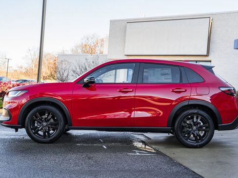 New 2026 Honda HR-V Sport image 4
