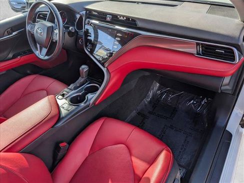 Certified 2020 Toyota Camry XSE FWD image 21