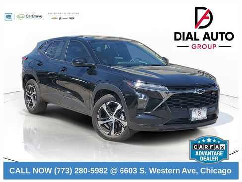 Certified 2025 Chevrolet Trax RS w/ Sunroof Package FWD image 1