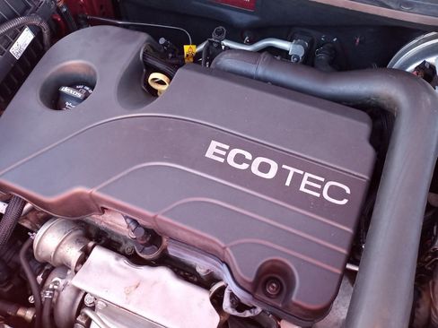 Used 2020 GMC Terrain SLE w/ Driver Convenience Package image 15