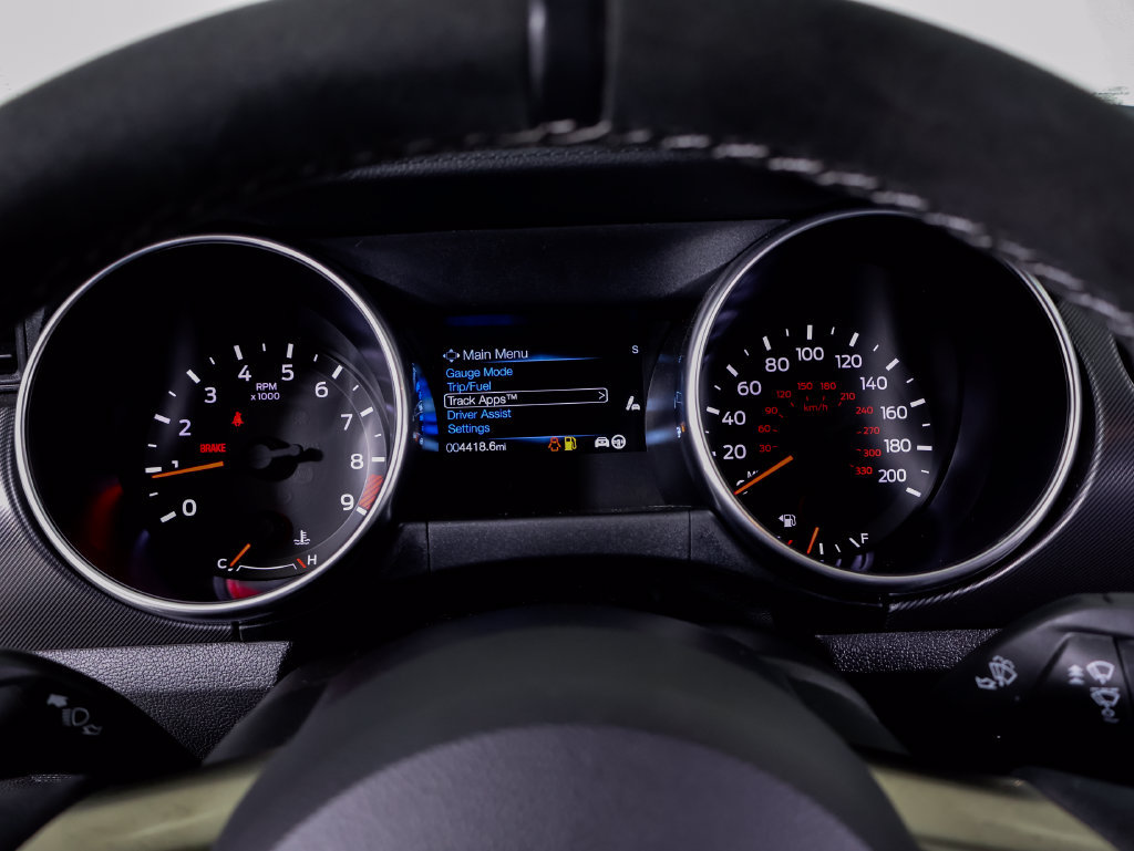 Used 2020 Ford Mustang Shelby GT350 w/ Technology Package RWD image 17