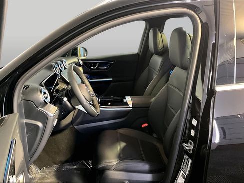 Certified 2026 Mercedes-Benz GLC 300 4MATIC image 9