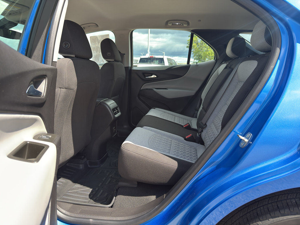 Used 2024 Chevrolet Equinox LS FWD image 28