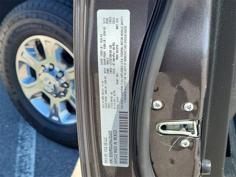 Used 2024 RAM 2500 Big Horn image 29