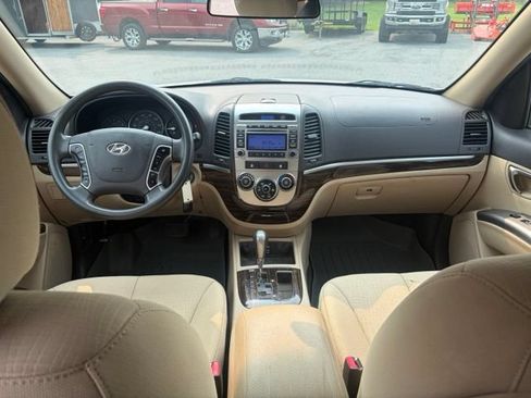 Used 2011 Hyundai Santa Fe GLS AWD/4WD image 3