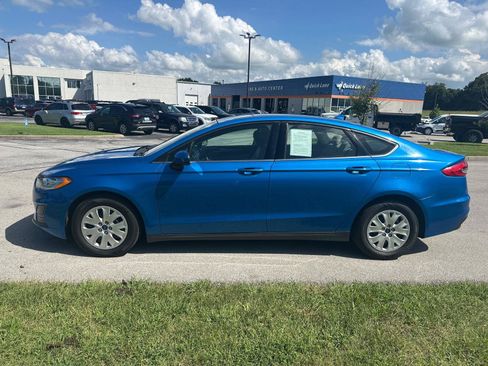 Used 2020 Ford Fusion S FWD image 8