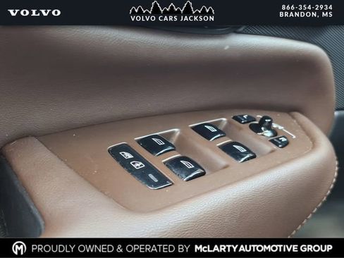 Used 2023 Volvo XC90 B6 Plus w/ Protection Package Premier image 16