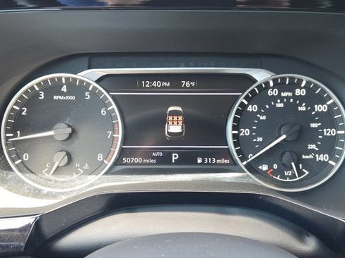 Used 2022 Nissan Pathfinder SV AWD/4WD image 13