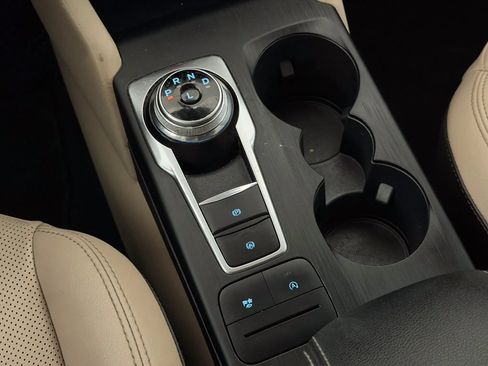 Used 2020 Ford Escape SEL FWD image 29