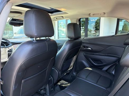 Used 2018 Buick Encore Premium w/ Experience Buick Package AWD/4WD image 19