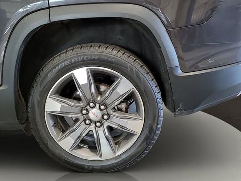 Used 2017 GMC Acadia SLT AWD/4WD image 15