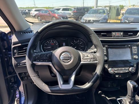 Used 2017 Nissan Rogue SL w/ SL Premium Package AWD/4WD image 11