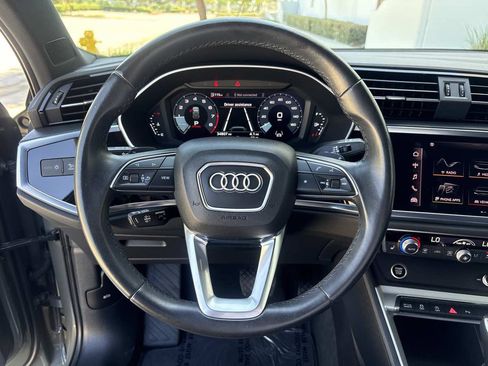 Used 2022 Audi Q3 2.0T Premium Plus w/ Premium Plus Package AWD/4WD image 22