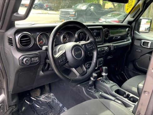 Used 2022 Jeep Wrangler Unlimited Sport AWD/4WD image 14