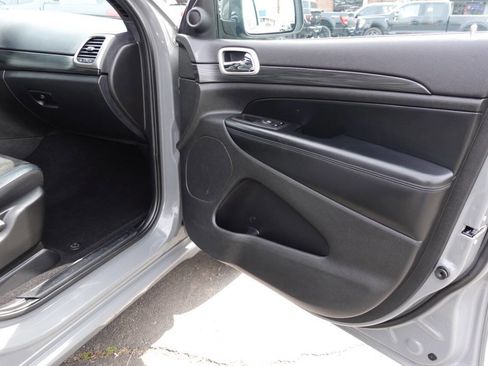 Used 2021 Jeep Grand Cherokee Laredo X image 34