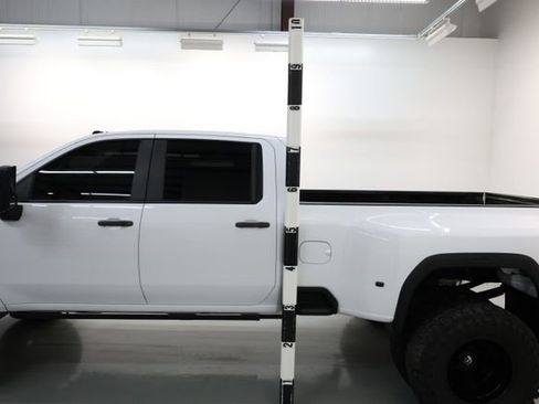 Used 2021 GMC Sierra 3500 4x4 Crew Cab w/ Gooseneck/5TH Wheel Package image 51