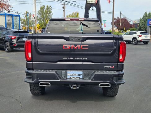 Used 2023 GMC Sierra 1500 AT4 AWD/4WD image 5