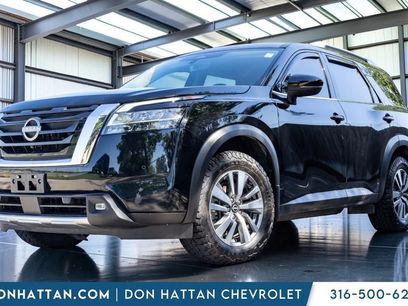 Used 2023 Nissan Pathfinder SL