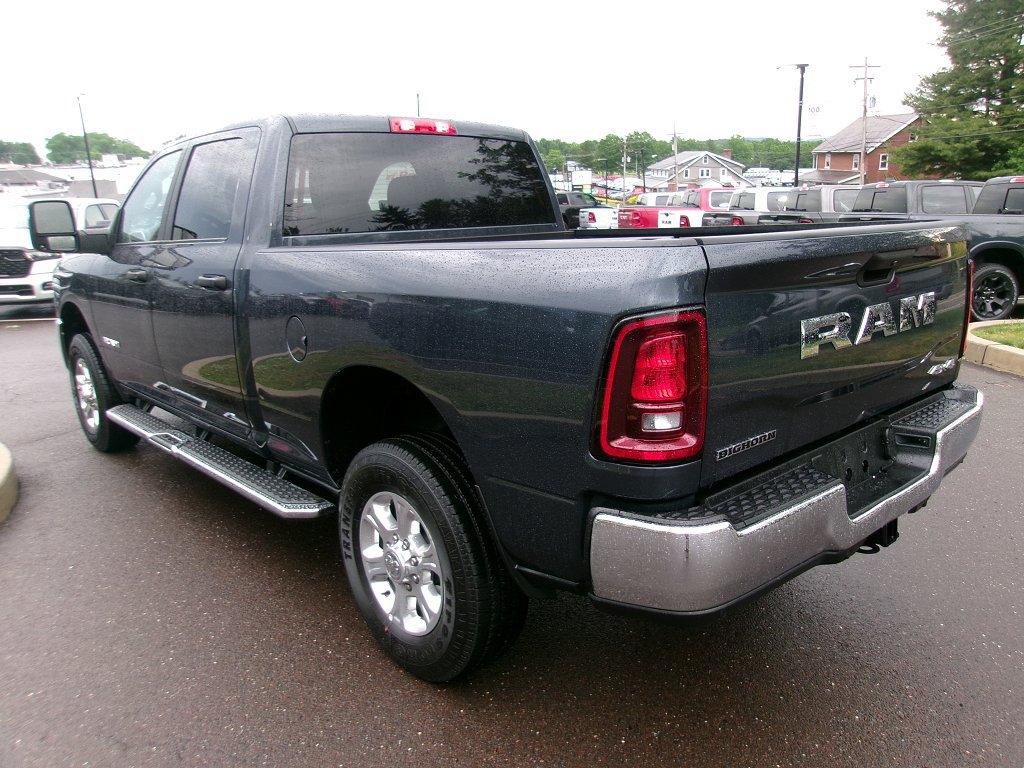Certified 2025 RAM 2500 Big Horn AWD/4WD image 4