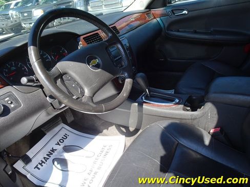 Used 2011 Chevrolet Impala LT w/ Luxury Edition Package FWD image 11