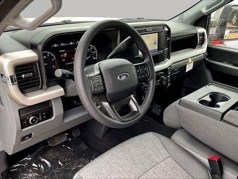 New 2026 Ford F250 XL w/ STX Appearance Package AWD/4WD image 8