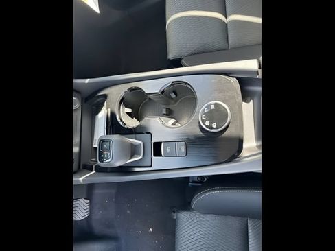 Certified 2025 Nissan Rogue SV AWD/4WD image 18