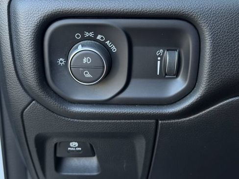 Used 2024 RAM 1500 Big Horn RWD image 26