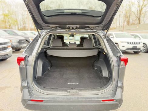 Used 2019 Toyota RAV4 LE w/ All Weather Liner Package image 9