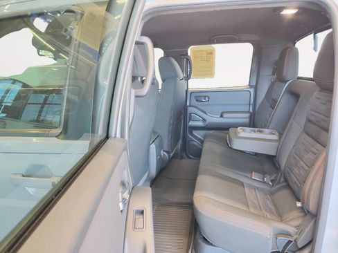 Certified 2024 Nissan Frontier PRO-4X w/ Technology Package image 27