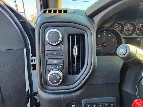 New 2024 GMC Sierra 3500 Pro image 11
