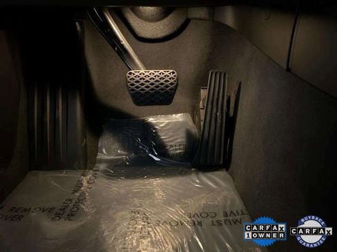 Used 2025 BMW 530i xDrive image 35