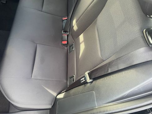 Used 2025 Toyota Prius LE image 36