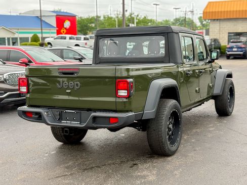 Used 2022 Jeep Gladiator Sport w/ Trailer Tow Package AWD/4WD image 15