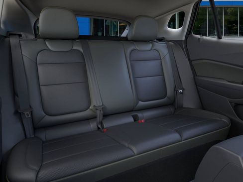New 2026 Chevrolet Trax ACTIV w/ Driver Confidence Package FWD image 17