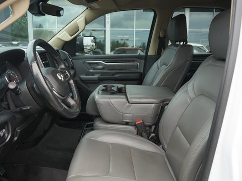 Used 2019 RAM 1500 Big Horn AWD/4WD image 16